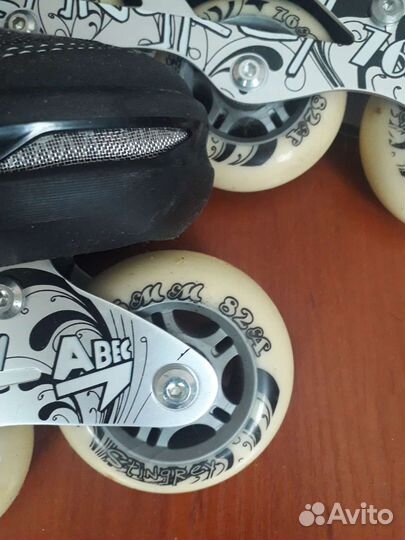 Роликовые коньки