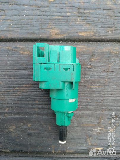 Датчик педали тормоза Фольксваген Т5