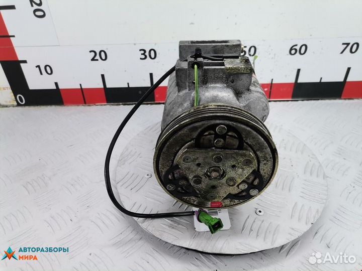 Компрессор кондиционера Audi A6 4A/C4 1997