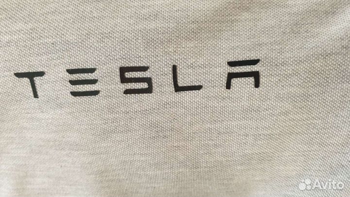 Футболка tesla