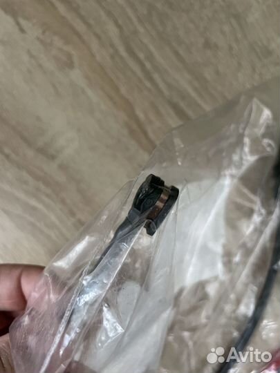 Датчик износа колодок 4M0615121AB