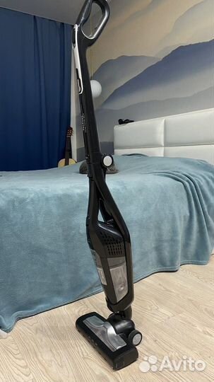 Вертикальный пылесос