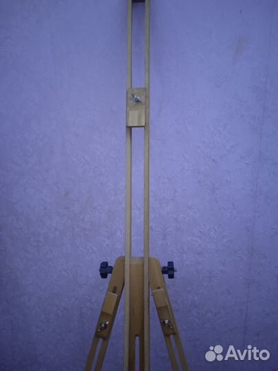 Мольберт тренога