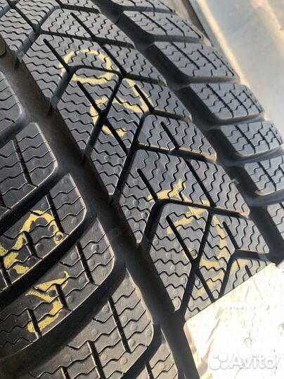 Pirelli Winter Sottozero 3 245/45 R18 и 275/40 R18