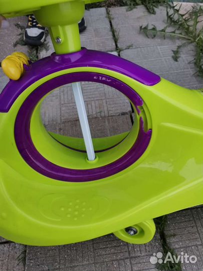 Машинка каталка толокар