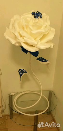 Роза-торшер из изалона