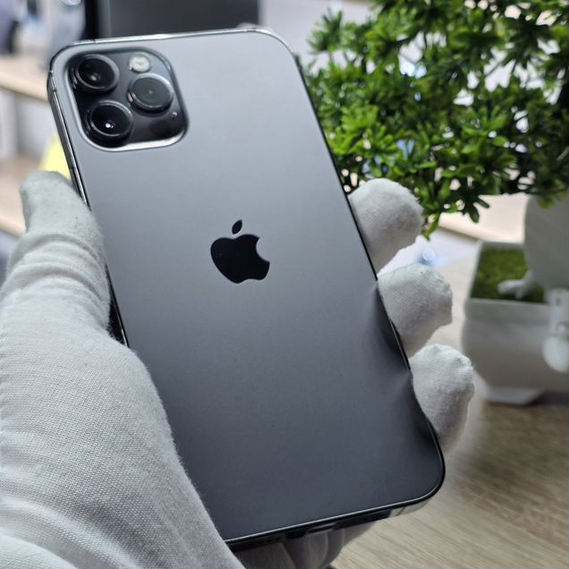 iPhone 12 Pro, 256 ГБ, SIM + eSIM