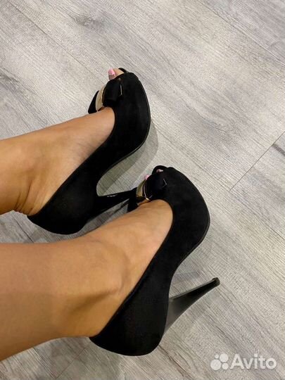 Продам туфли размер 35-36 натуральный замш в отлич