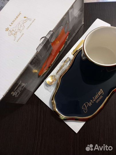 Кружка с блюдцем и ложечка Lenardi