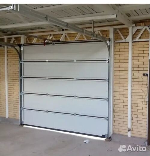 Ворота гаражные секционные 3800*2250