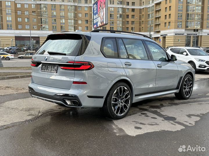 BMW X7 3.0 AT, 2024, 24 км