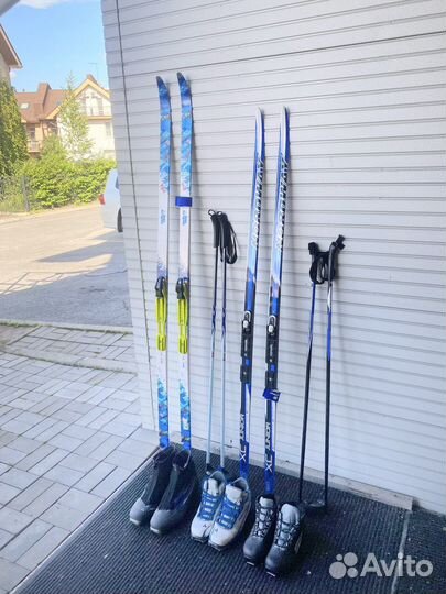 Лыжи, лыжные ботинки, лыжные палки