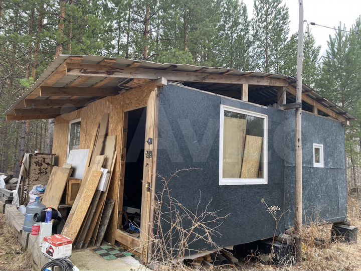 Дом 35 м² на участке 10,5 сот.