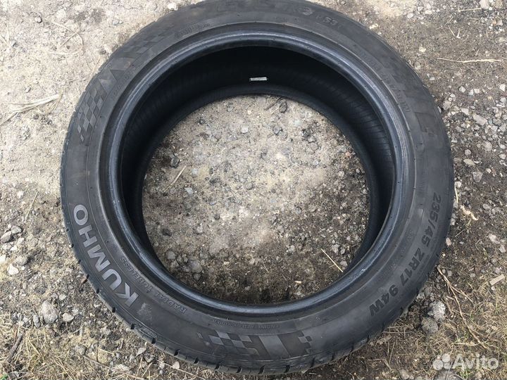 Kumho Ecsta PS31 235/45 R17