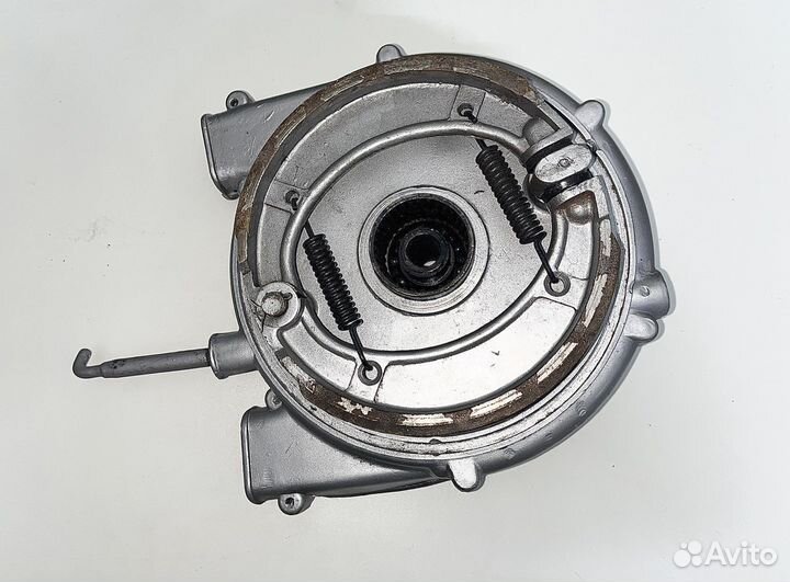 Кожух задней звезды Иж в сборе с колодками