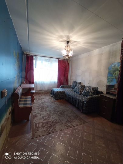 Комната 19 м² в 8-к., 2/5 эт.