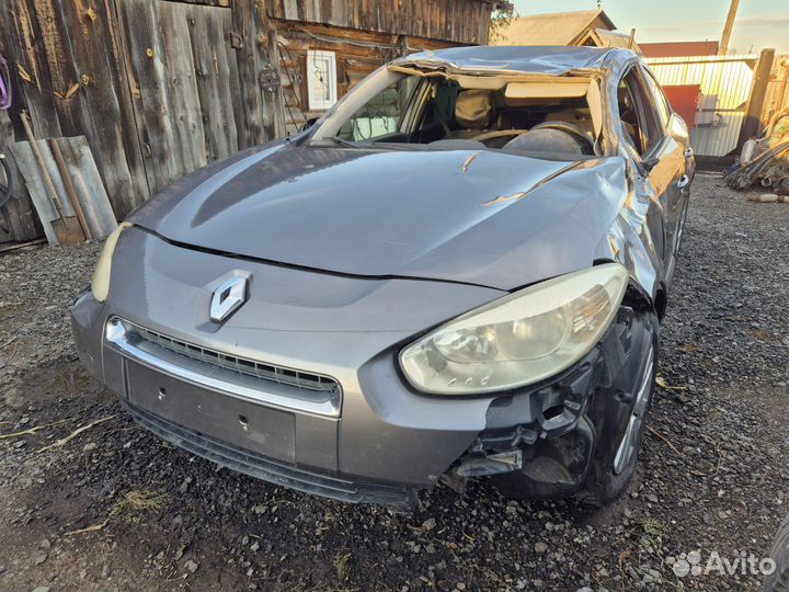 Renault fluence 2011год Запчасти