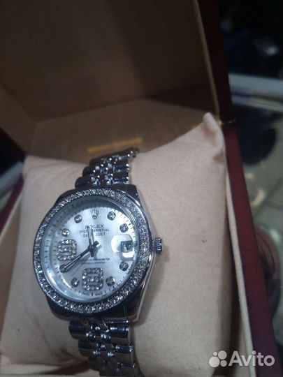 Часы в ассортименте