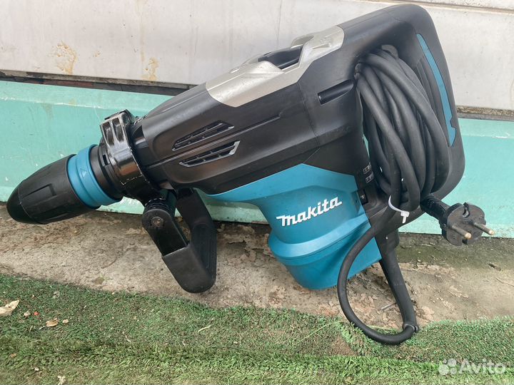Перфоратор Makita HR4003C