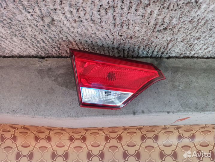 Фонарь задний левый внутренний kia rio 4