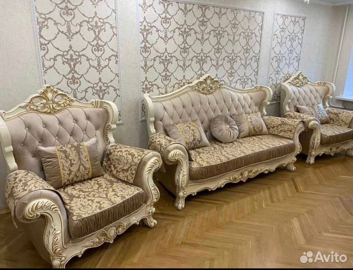 Комплект диван и кресла