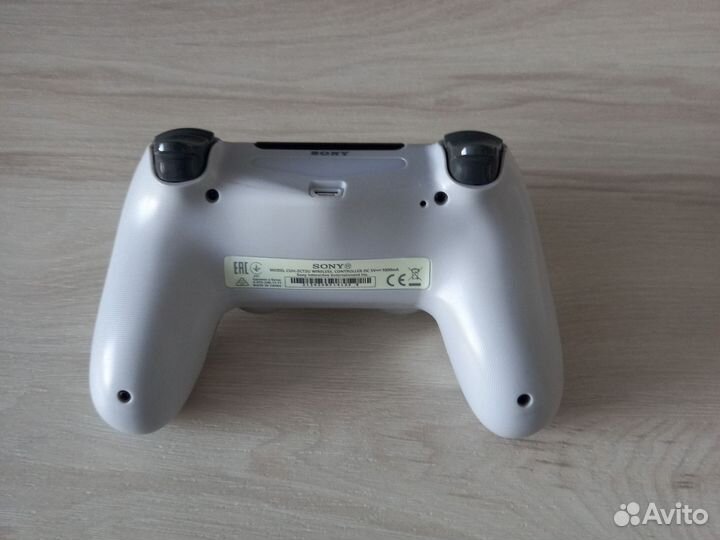 Sony PS4 pro + 5 игр бесплатно