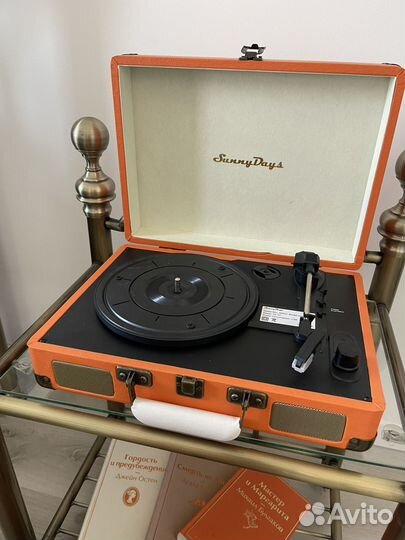 Виниловый проигрыватель