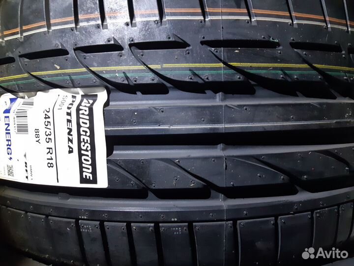 Bridgestone Potenza S001 245/35 R18