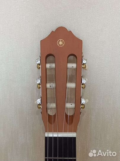 Классическая гитара yamaha c40m