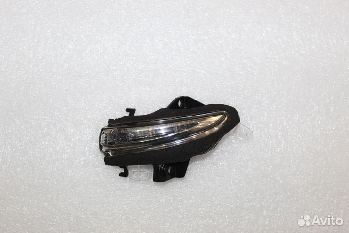 Lexus ES Указатель поворота в зеркало левый 15-18