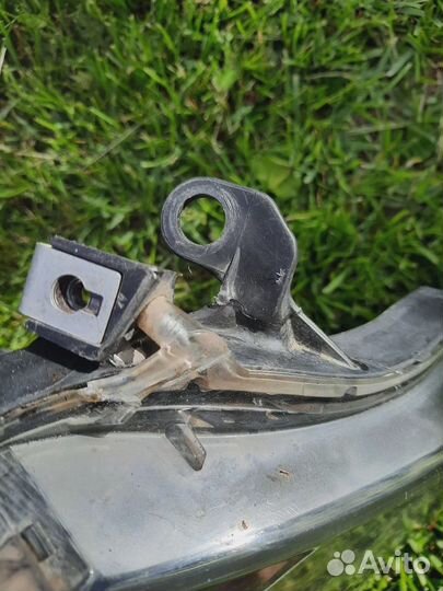 Фара передняя правая Toyota Rav4 XA40 2014