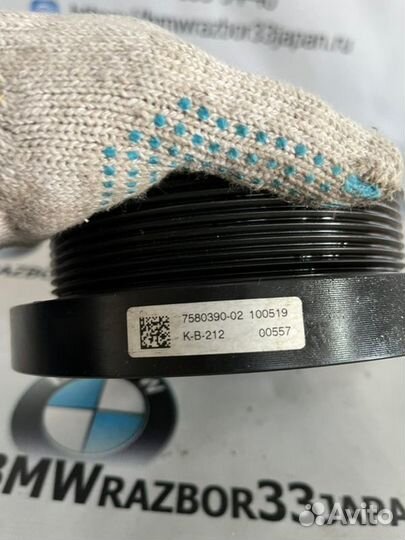 Шкив коленвала Bmw F10 седан N52B25 2010