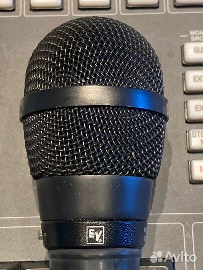 Electro Voice MC500 dynamic microphones