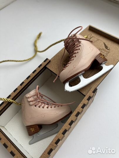 Подарок фигуристке, фигуристу, тренеру