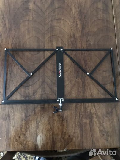 Пюпитр soundking. Без стойки