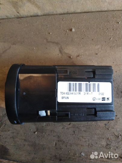 Переключатель головного света VW поло седан