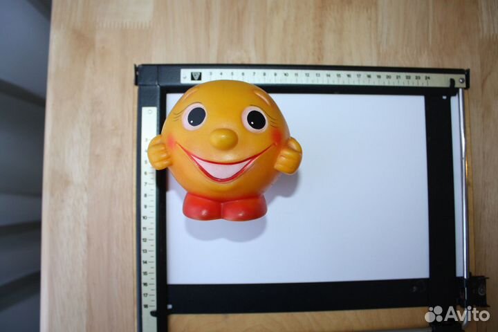 Игрушка резиновая Колобок