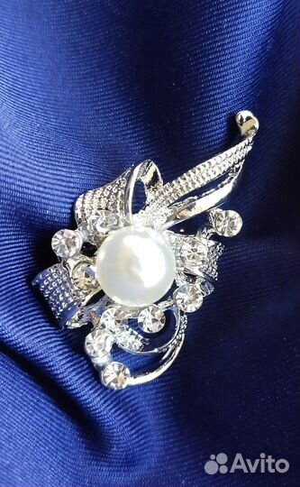 Брошь Бант - 