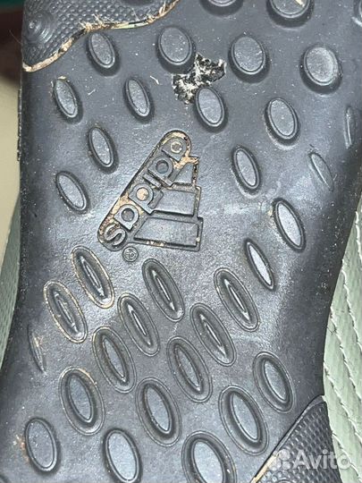 Кроссовки adidas