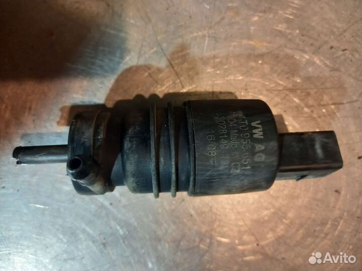 Мотор стеклоомывателя VW