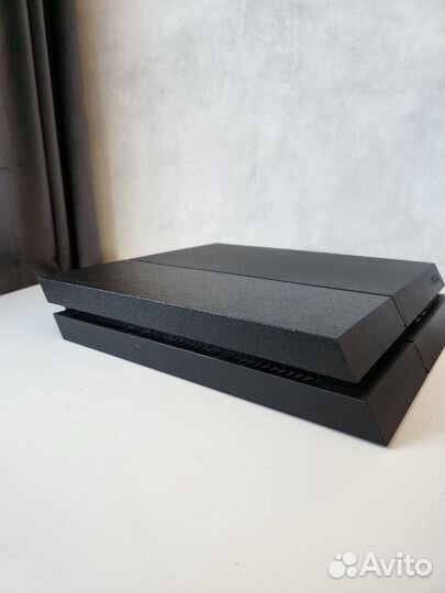 Sony playstation 4 slim