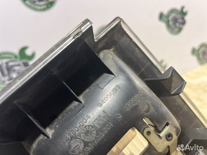 Плафон подсветки салона Volvo Fh4