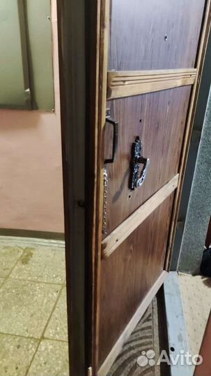 Дверь входная металлическая сейфовая