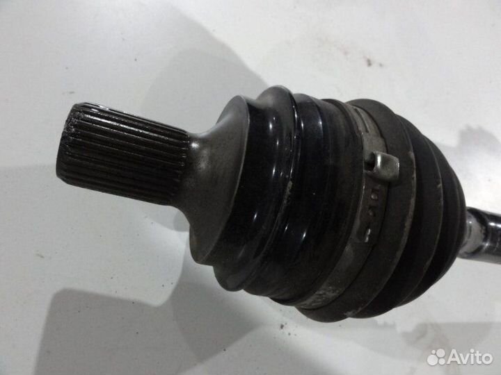 Полуось передняя левая (привод) Mercedes Amg Gt