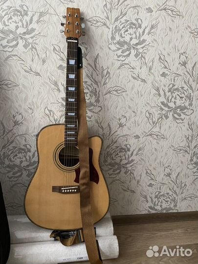 Электроакустическая гитара martinez