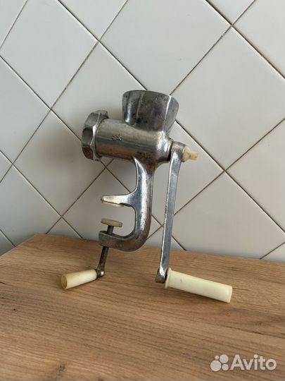 Мясорубка ручная