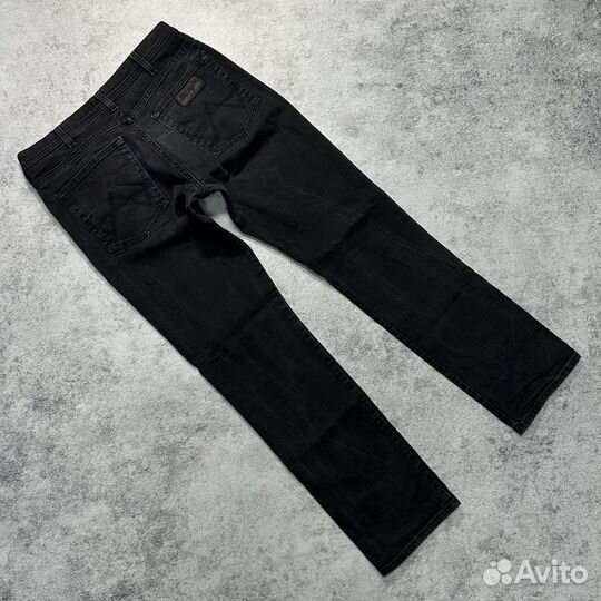 Джинсы Wrangler Arizona Stretch