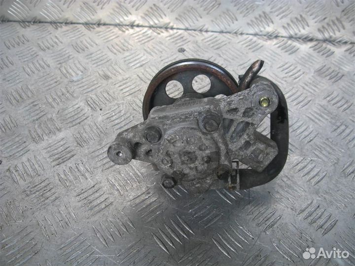 Насос гидроусилителя Хонда црв 1 56110P3F013