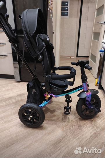 Велосипед трёхколёсный с родительской ручкой