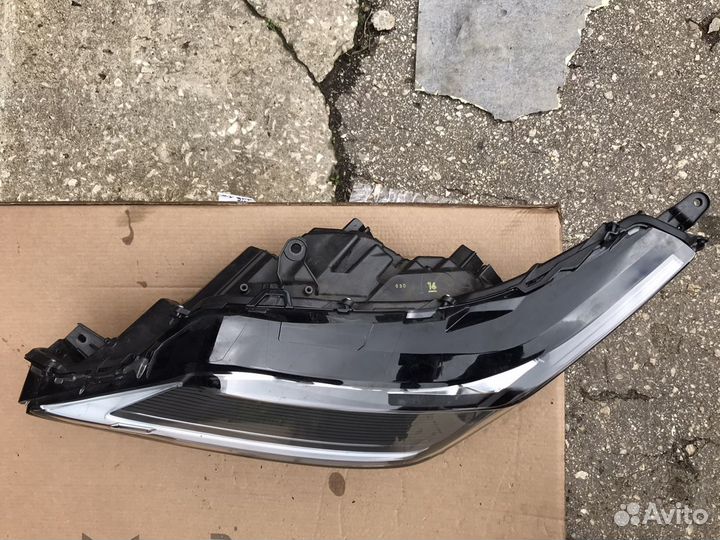 Фара передняя lexus RX4